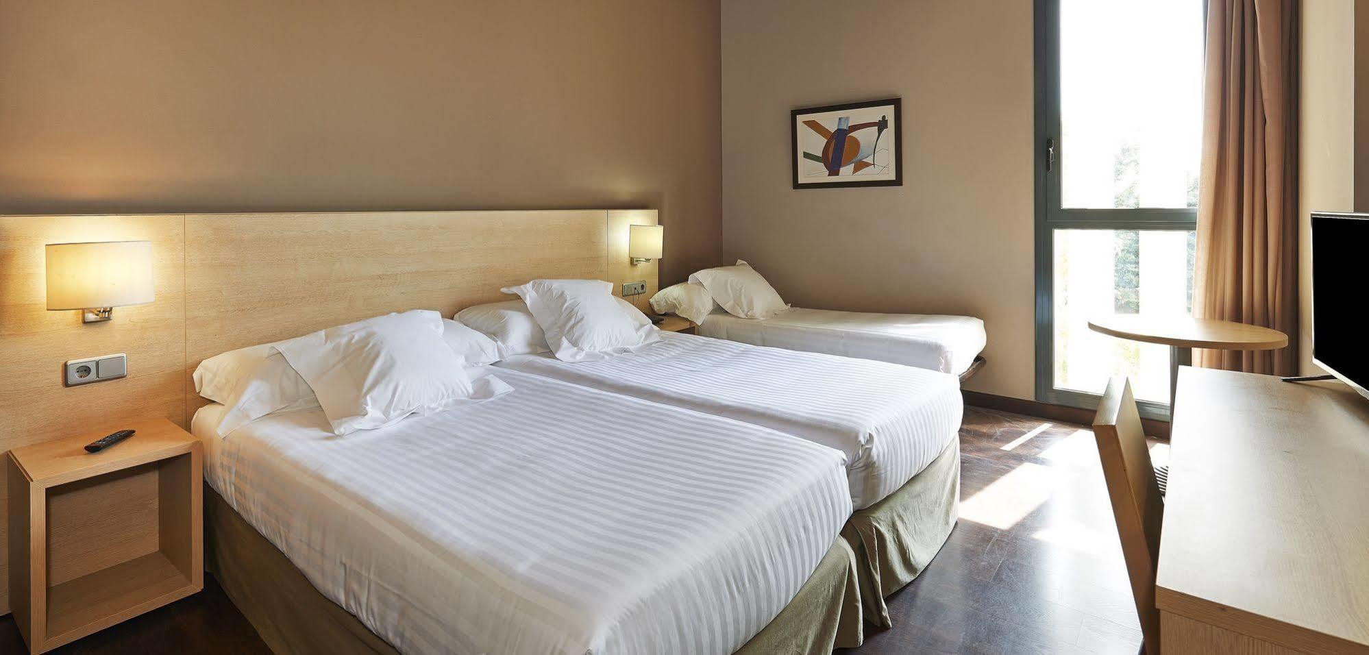 Exe Barcelona Gate Hotel 4*
